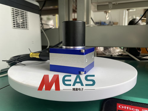 ���Kλ�ƾ��a����Һ���͸��Ё��Д������\�Р�r